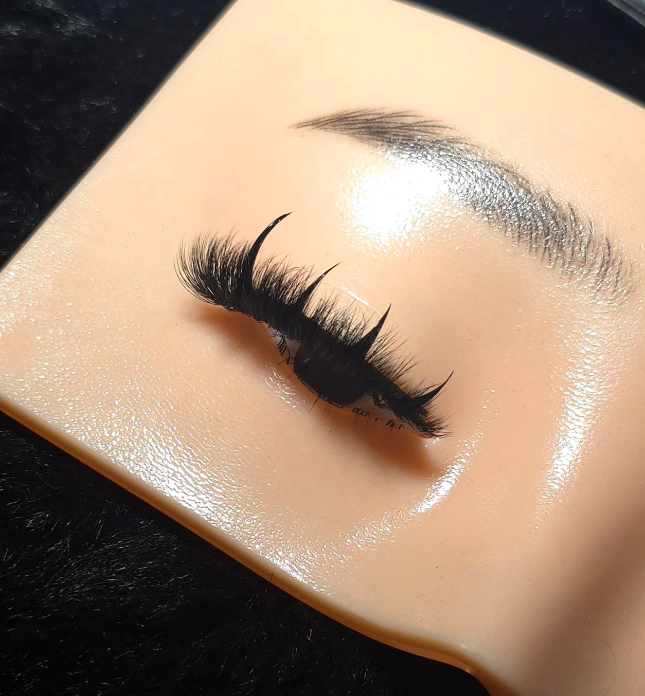 Vogzzy Lash Strips - Spiked