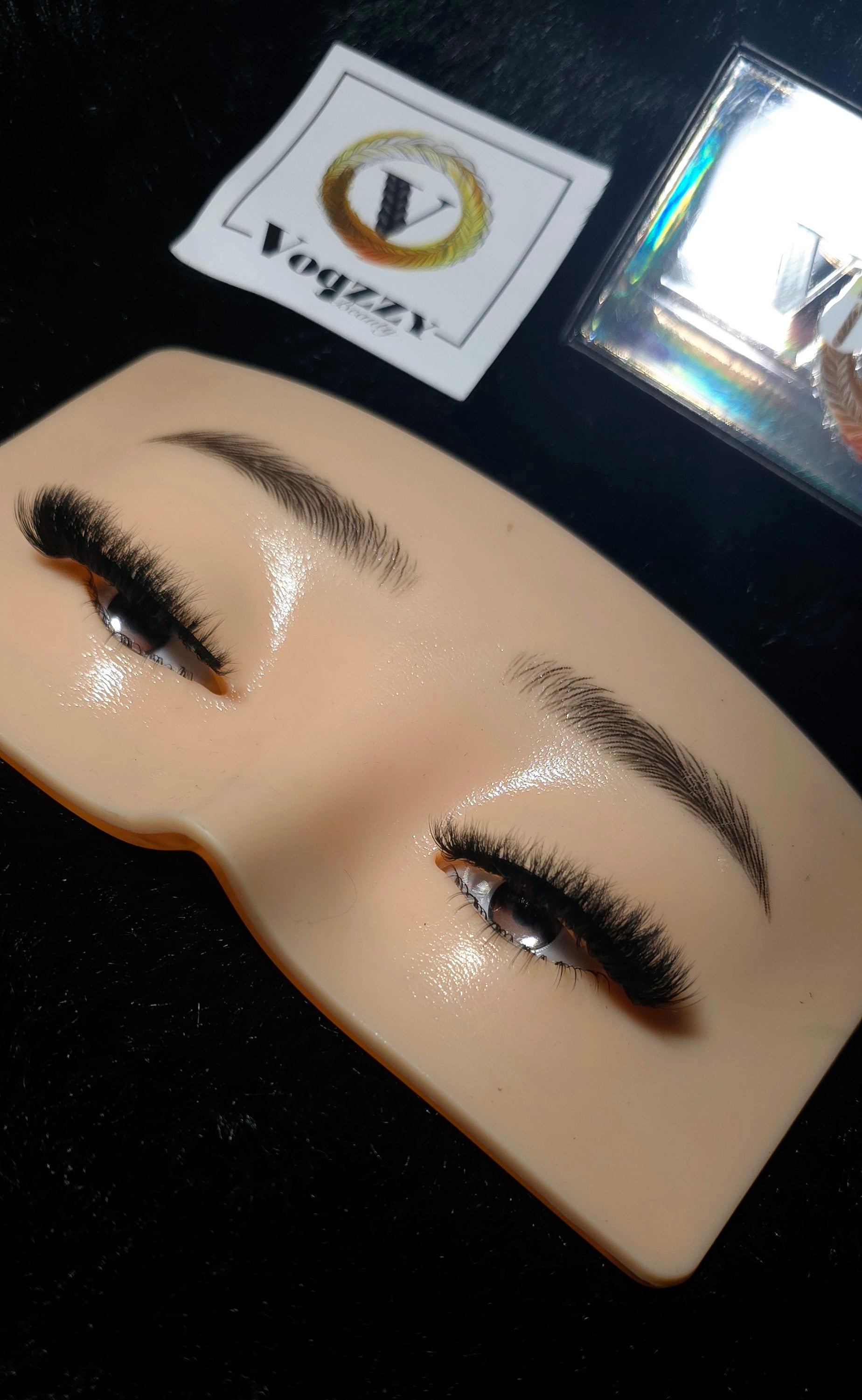 Vogzzy Lash Strips