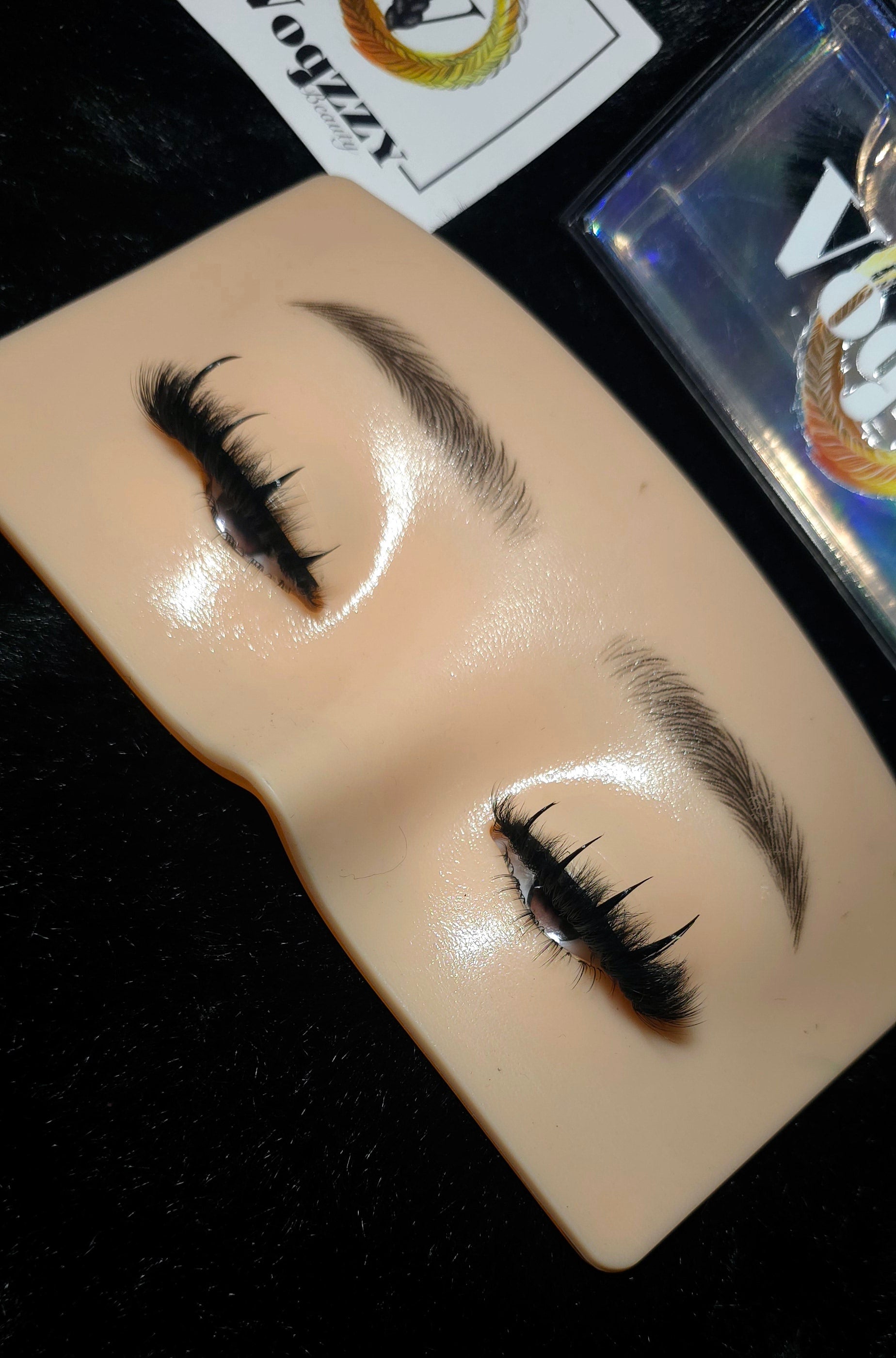 Vogzzy Lash Strips - Spiked